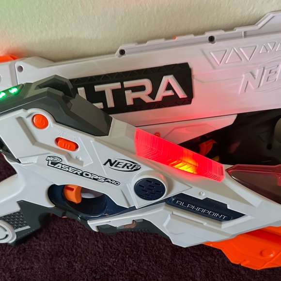 Lot of 2 Nerf guns laser ops and ultra both tested and works great alphapoint - Picture 5 of 7